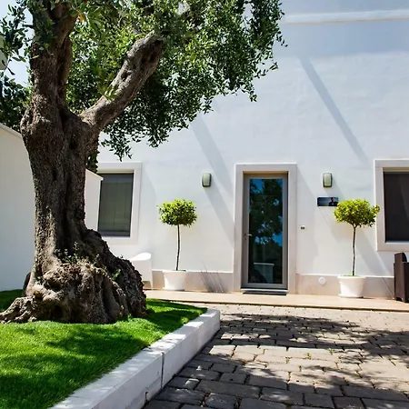 Couette-café Dal Signor Wolf Pezze Di Greco